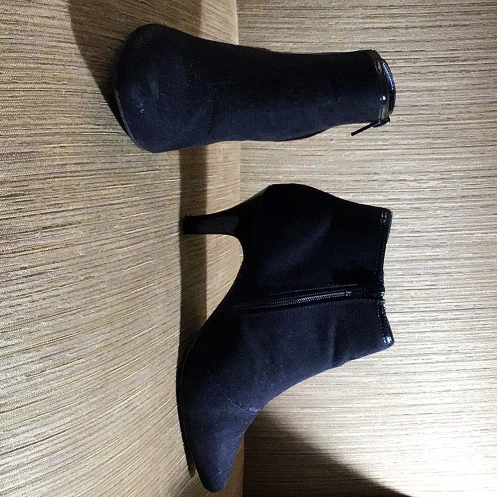 Black suede heeled Chelsea boots